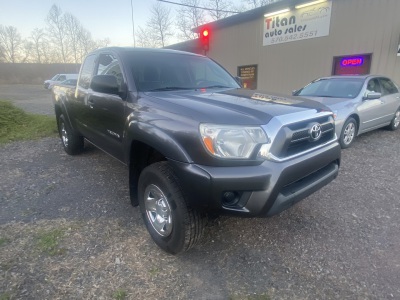 2013 Toyota Tacoma Base