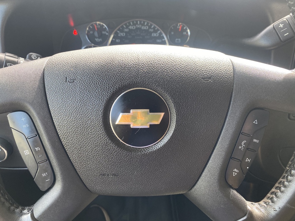 2020 Chevrolet Express Cargo Work Van - Photo 11