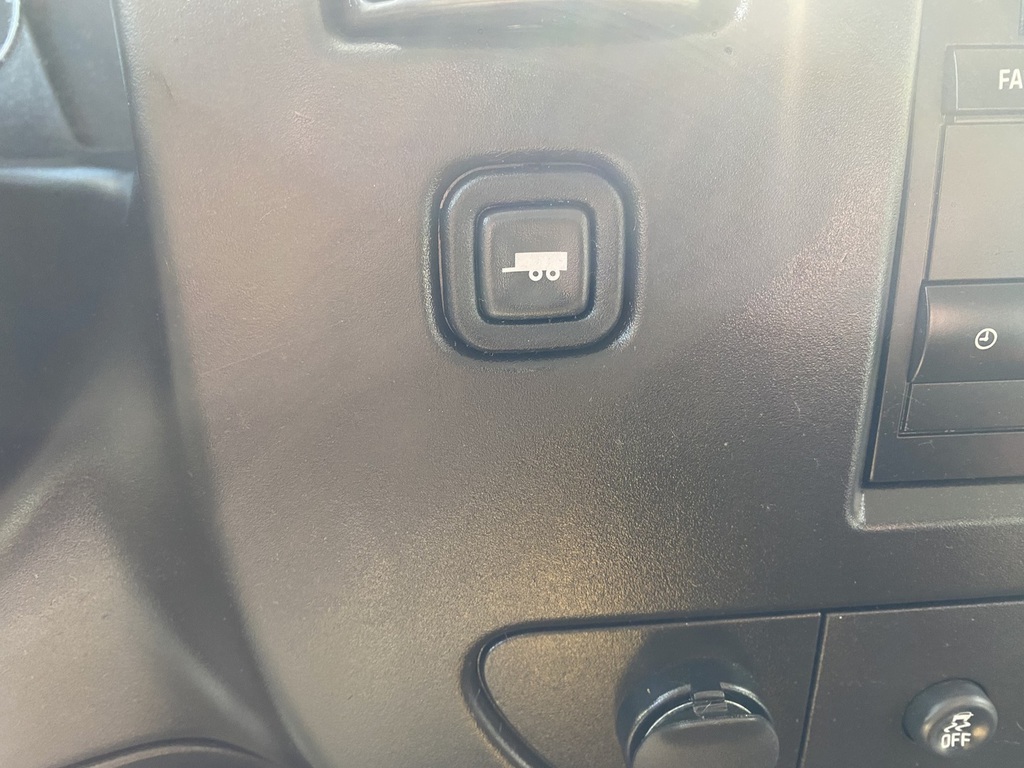 2020 Chevrolet Express Cargo Work Van - Photo 21