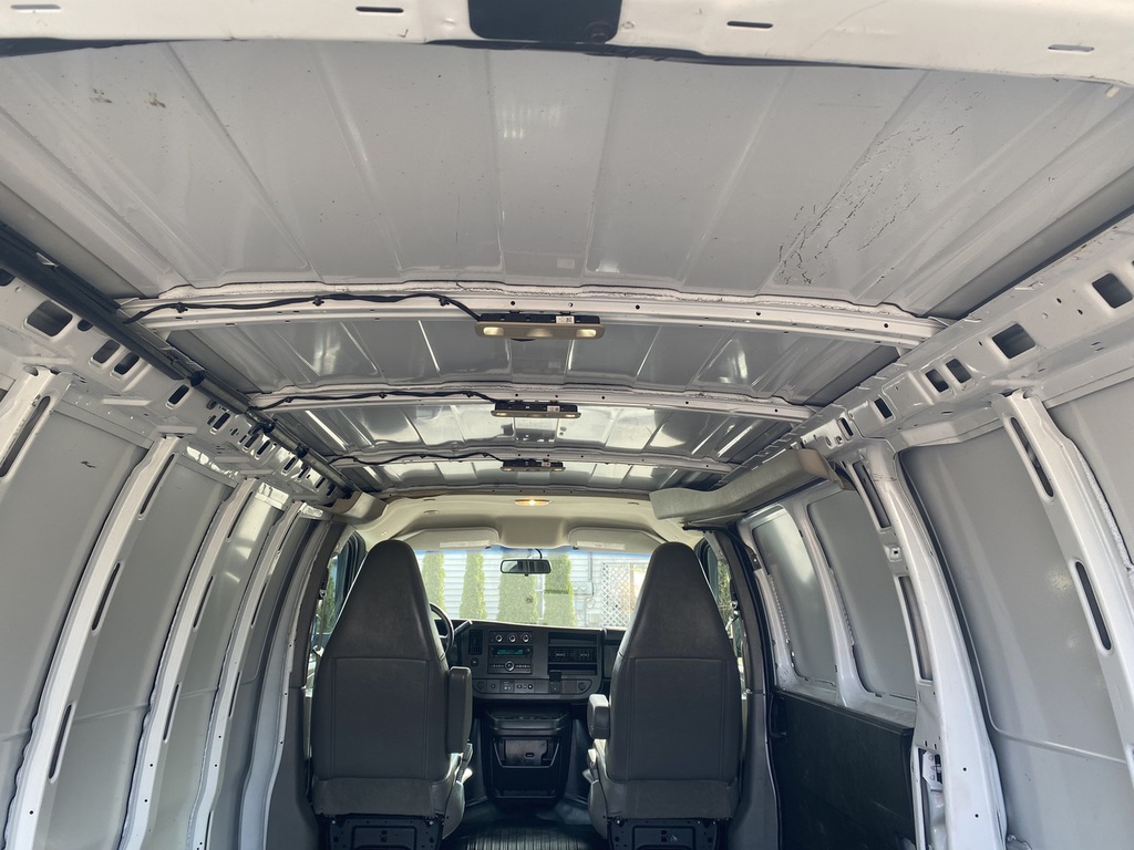 2020 Chevrolet Express Cargo Work Van - Photo 34