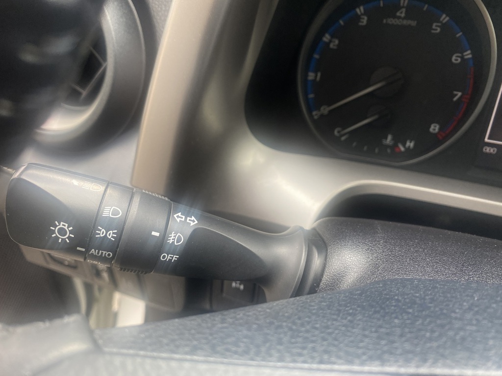 2018 Toyota RAV4 XLE - Photo 14