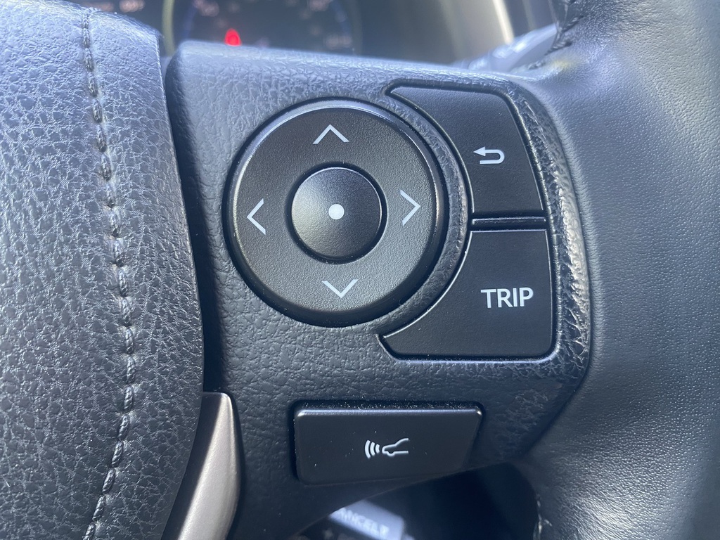 2018 Toyota RAV4 XLE - Photo 16