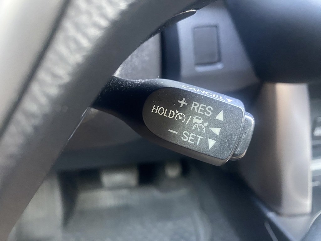 2018 Toyota RAV4 XLE - Photo 18
