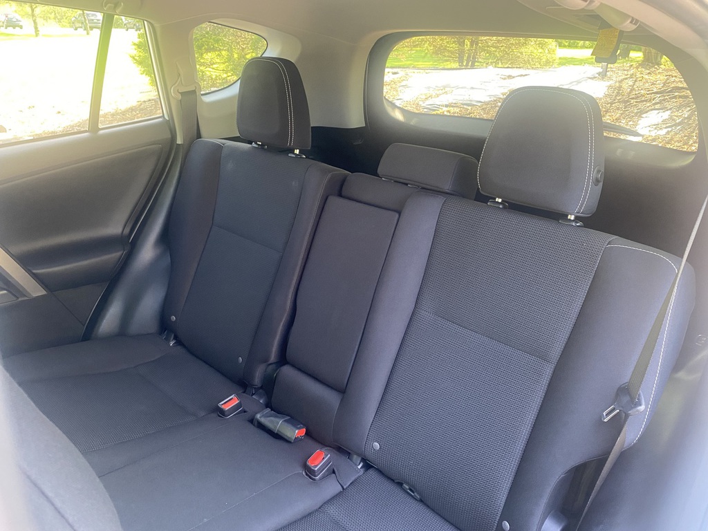 2018 Toyota RAV4 XLE - Photo 33