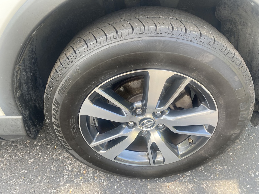 2018 Toyota RAV4 XLE - Photo 54