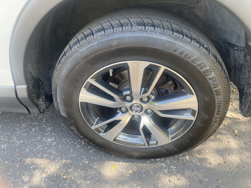 2018 Toyota RAV4 XLE - Photo 57