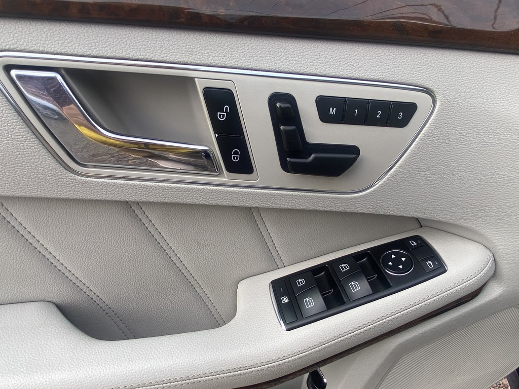 2011 Mercedes-Benz E-Class E350 - Photo 13