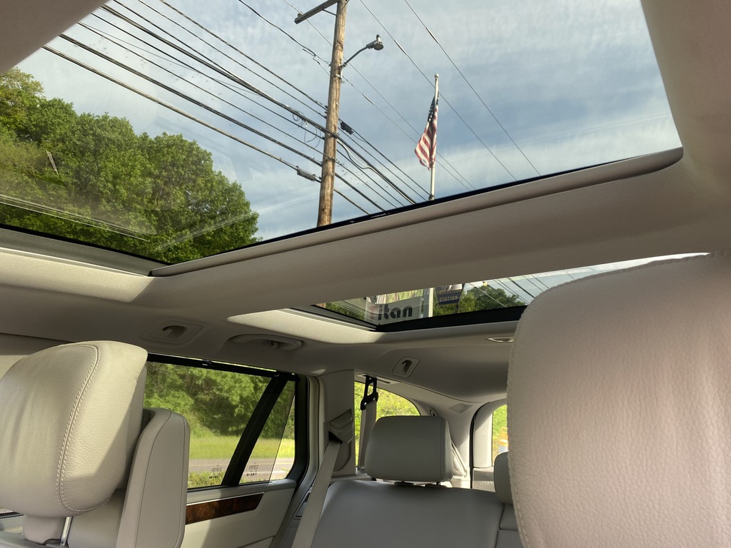 2011 Mercedes-Benz E-Class E350 - Photo 17